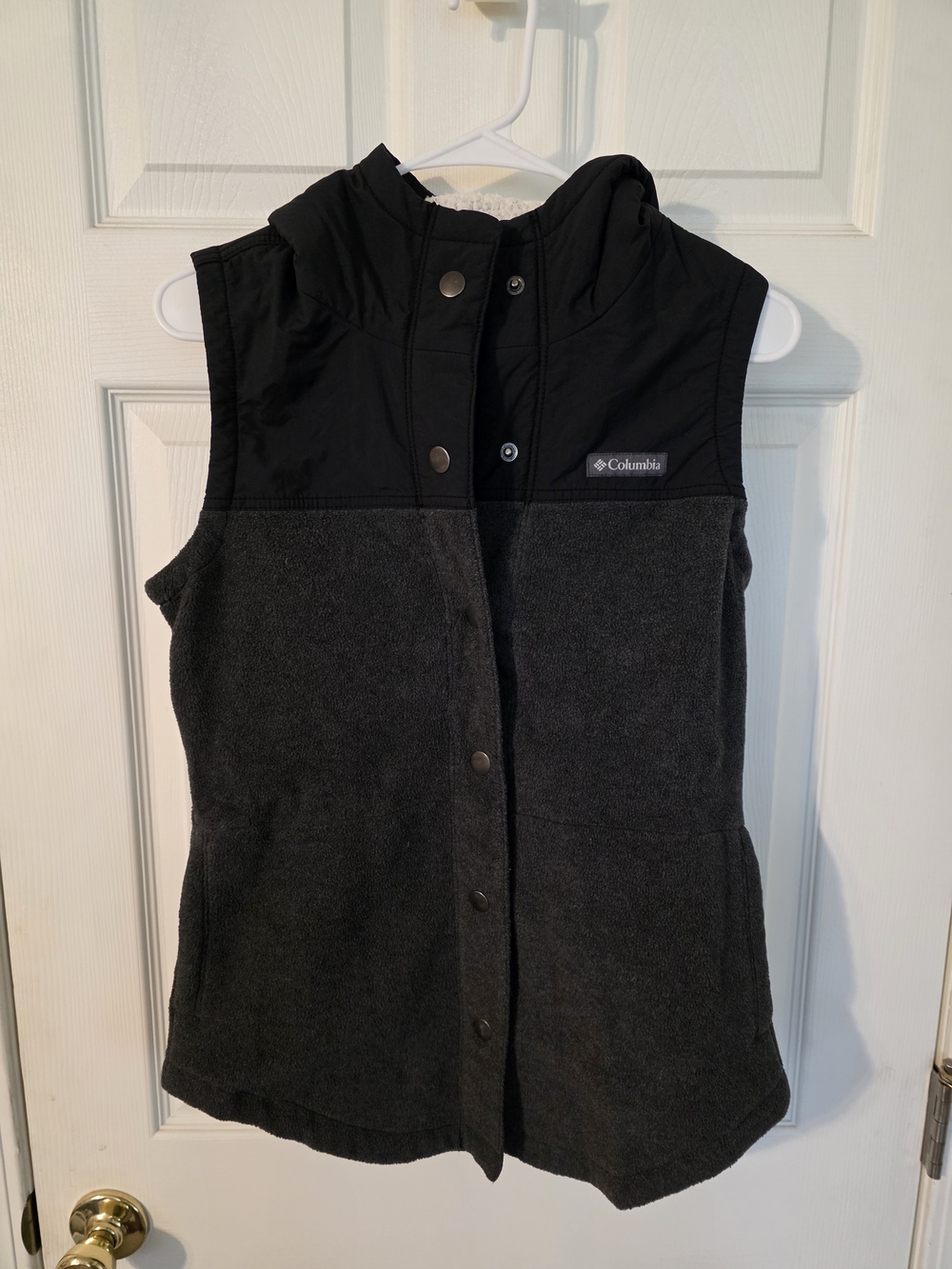 Columbia Kids Black and Charcoal Hooded Fleece Vest